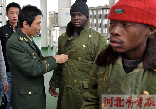 河北曹妃甸港区首次破获外国人偷渡案(图)